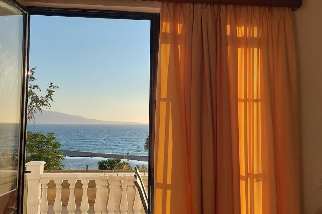 Apartment Tinka In Saranda 외부 사진