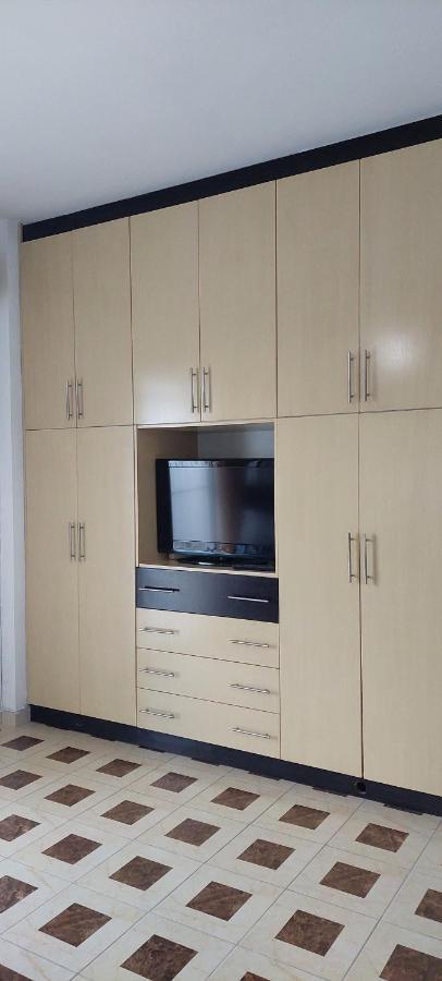 Apartment Tinka In Saranda 외부 사진